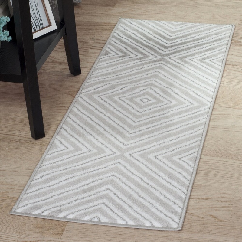 Windsor Home Kaleidoscope Rug – Grey & White – 1’8″x5′ – 1’8″ x 5′