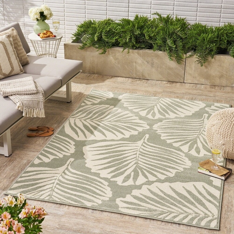 Verbena Indoor/Outdoor Floral 5 x 8 / 8 x 11 Area Rug by Christopher Knight Home