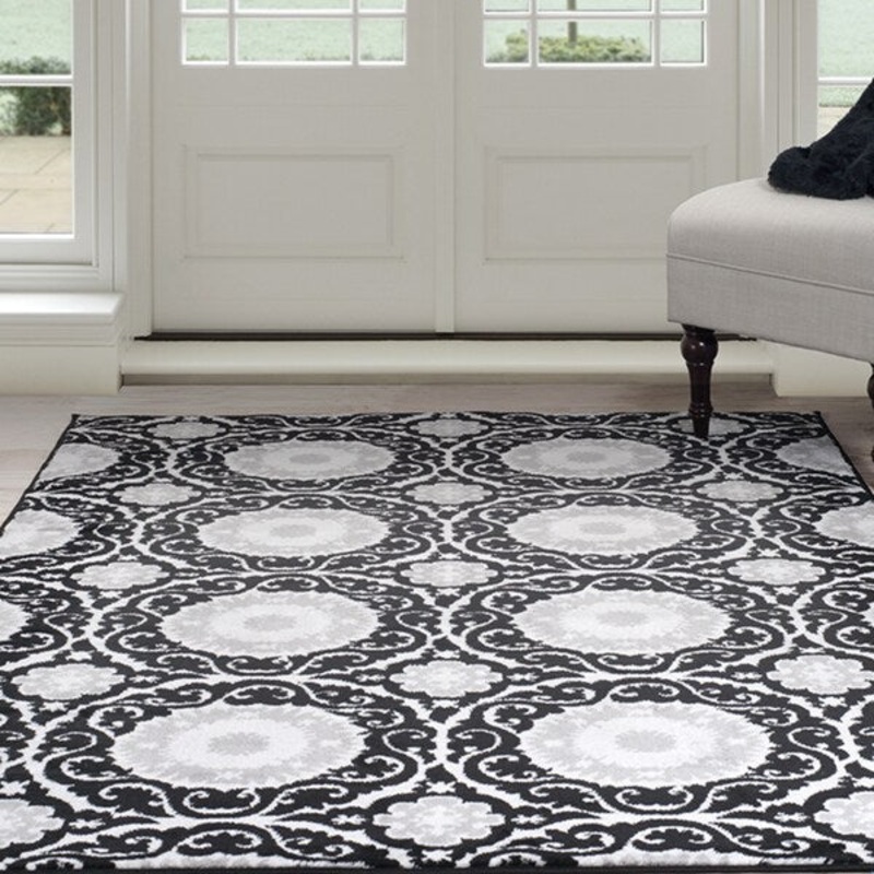Windsor Home Royal Damask Area Rug – Black – 5′ x 7’7″